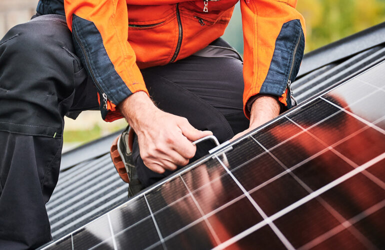 Instalação de painéis solares